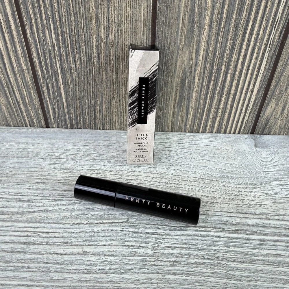 Fenty Beauty Hella Thicc Volumizing Mascara Cuz I'm Black Deluxe Travel Sz .12oz